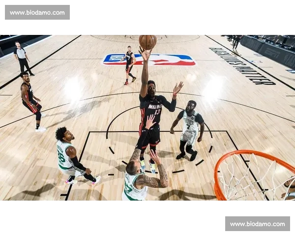 篮球比赛数据全面分析：得分、助攻、篮板与防守表现的全方位解读